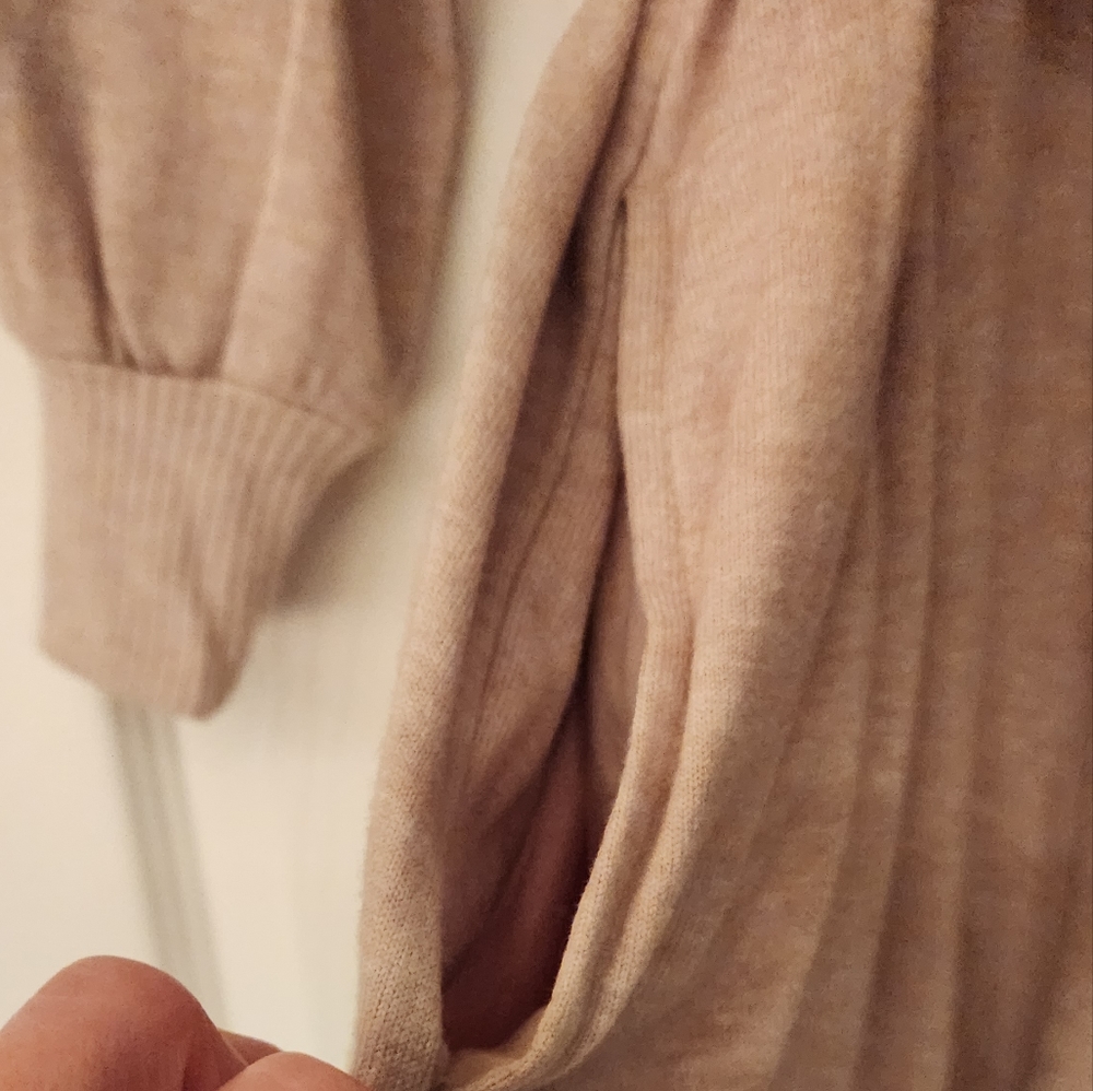L*SPACE Saturdays Relaxed Romper In Beige Size Small - Picture 12 of 12